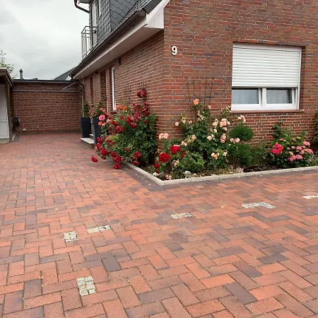 בית הארחה Julia 2 *