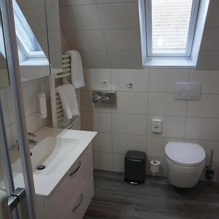 בית הארחה Julia 2 *