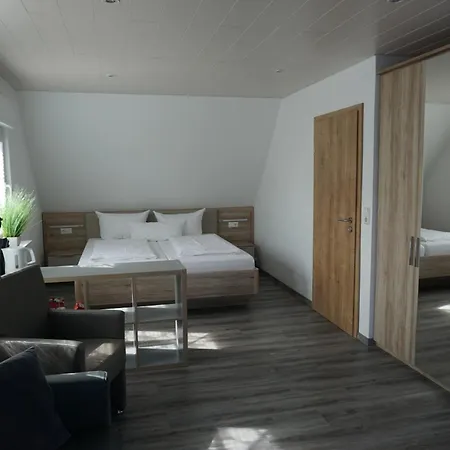 Julia 2 בית הארחה